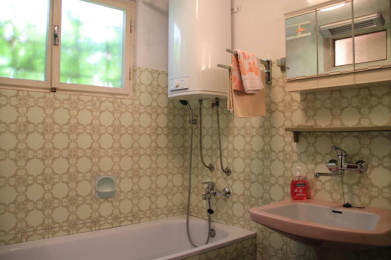 Apartmani Rasan Malinska Exterior foto